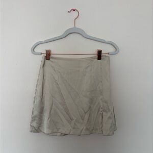 Abercrombie & Fitch Silk Cream Mini Skort